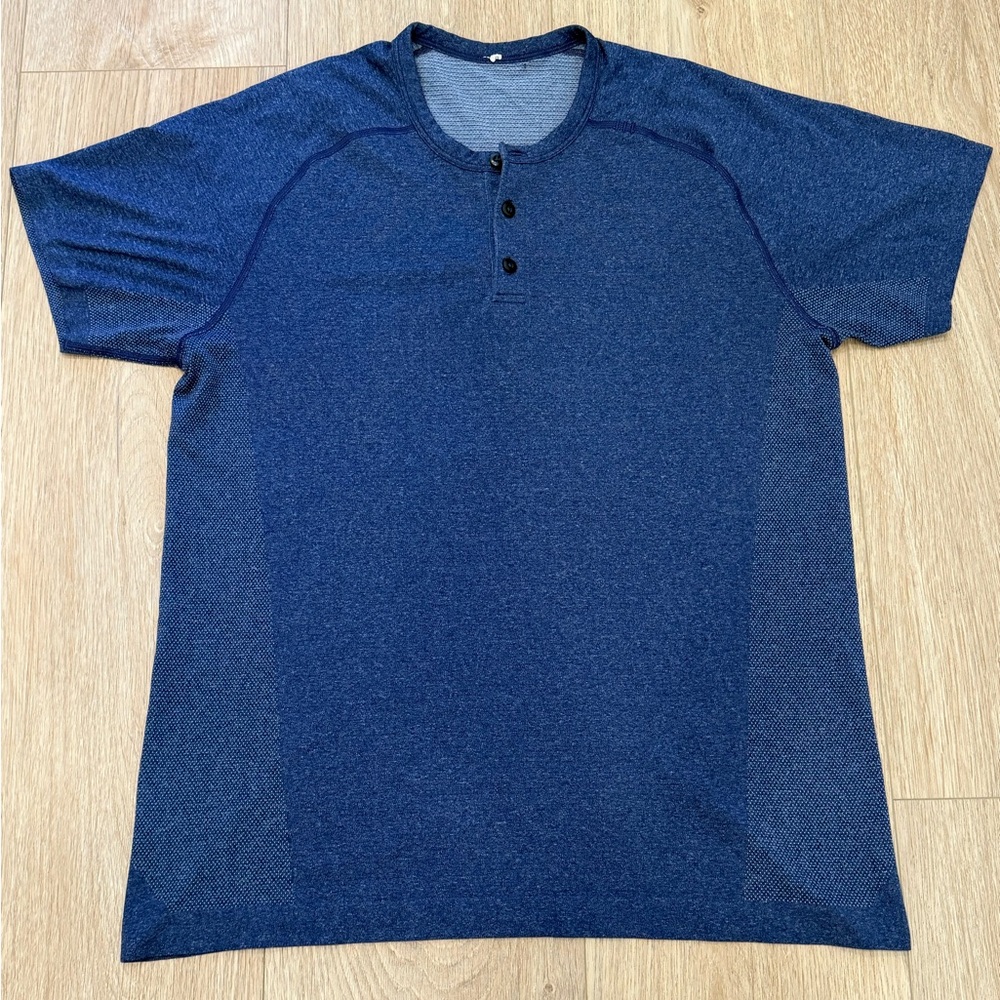 lululemon athletica Metal Vent Tech Henley